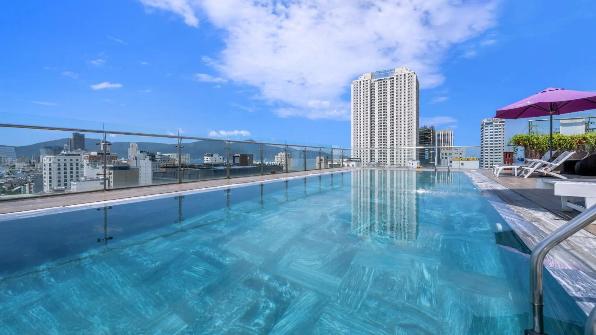 Aria Grand Hotel & Spa Da Nang 4*,  Vietnam