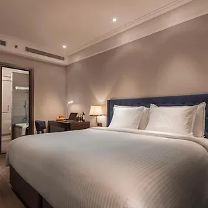 Luxury In Altara Building With Ocean View Da Nang