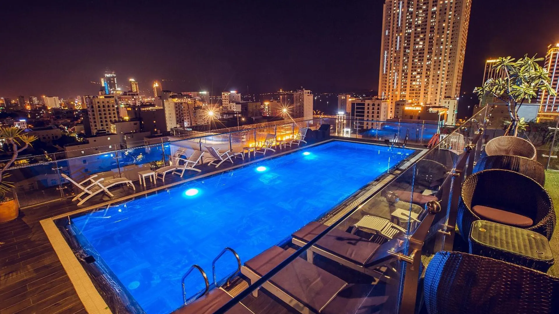 Aria Grand Hotel & Spa Đà Nẵng